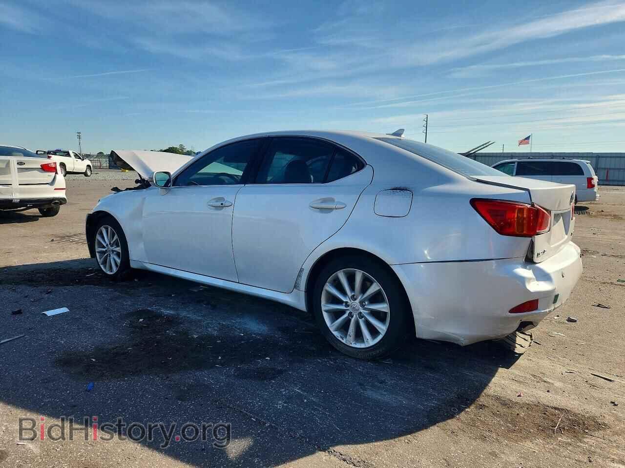 2010 LEXUS IS - VIN: JTHBF5C24A5108285 - Photo 2