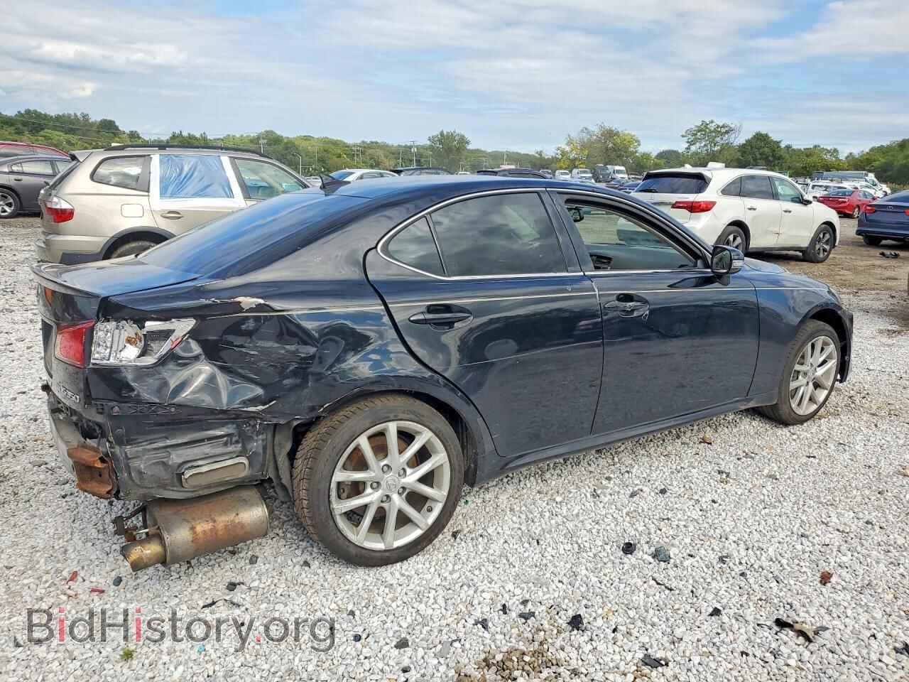2011 LEXUS IS - VIN: JTHCE5C2XB5001136 - Photo 3