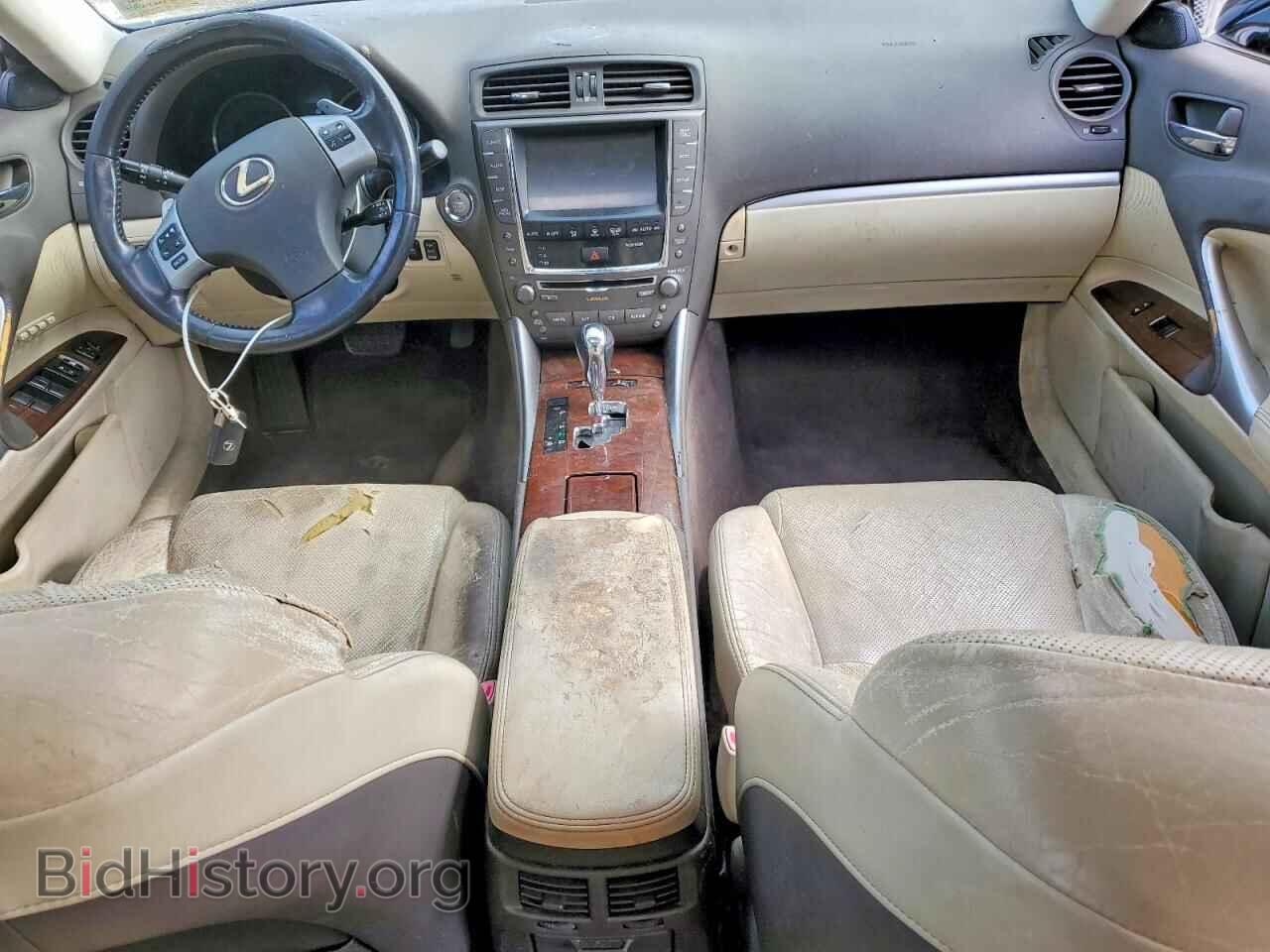 2011 LEXUS IS - VIN: JTHCE5C2XB5001136 - Photo 8