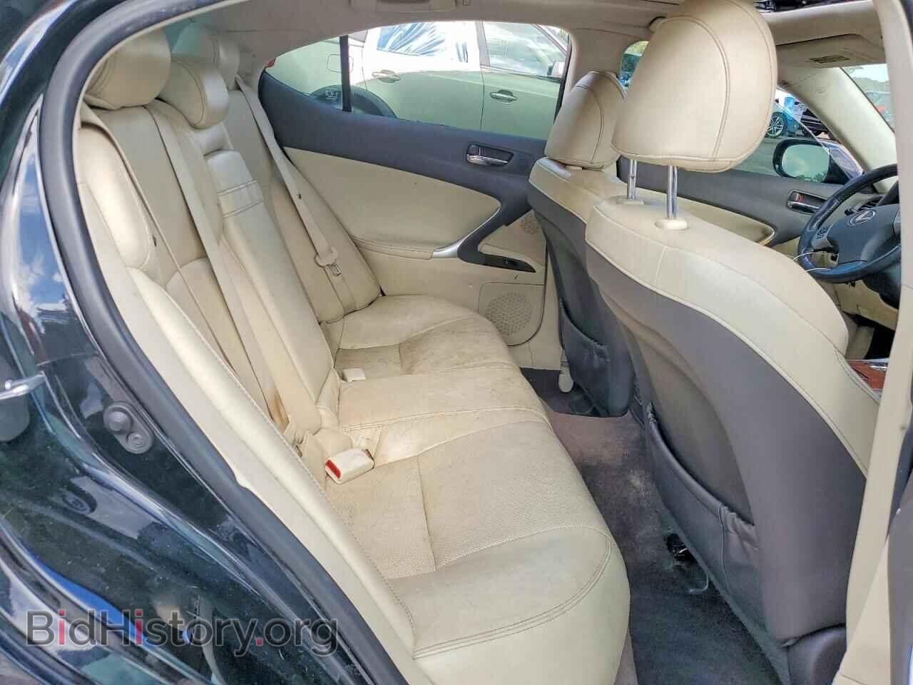 2011 LEXUS IS - VIN: JTHCE5C2XB5001136 - Photo 10