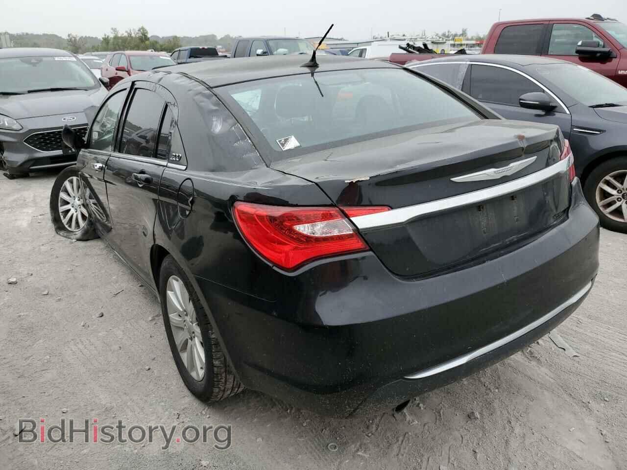 2012 CHRYSLER 200 - VIN: 1C3CCBBG1CN299214 - Фото 2