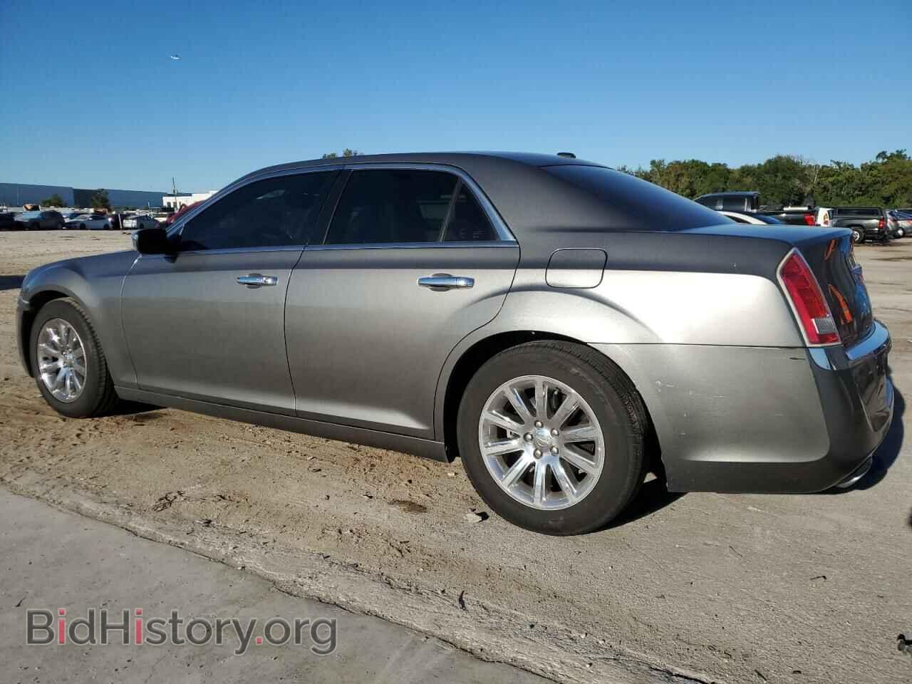 2012 CHRYSLER 300 - VIN: 2C3CCACG1CH253108 - Фото 2