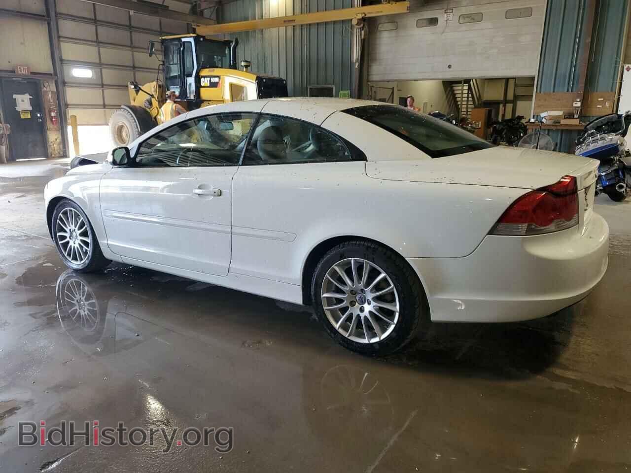 2008 VOLVO C70 - VIN: YV1MC67278J051532 - Фото 2