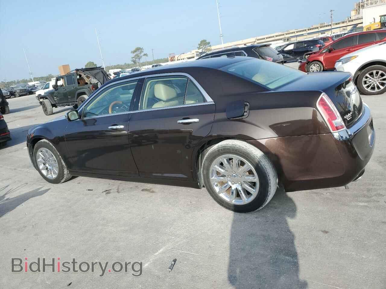 2012 CHRYSLER 300 - VIN: 2C3CCAET2CH284099 - Photo 2