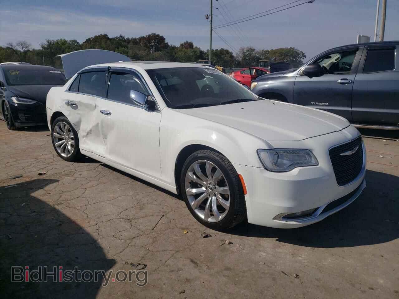 2018 CHRYSLER 300 - VIN: 2C3CCAEG7JH207972 - Фото 4