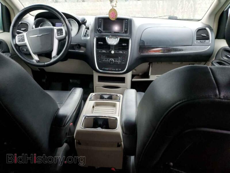 2015 Chrysler MINIVAN (VIN 2C4RC1BG5FR696304) — photo 8 of 13
