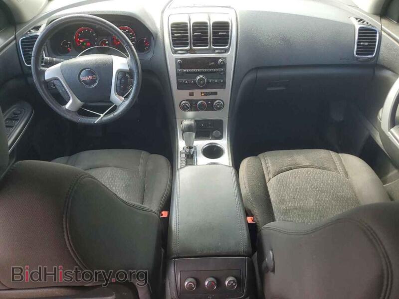 2010 GMC ACADIA (VIN 1GKLVLED7AJ243185) — photo 8 of 15