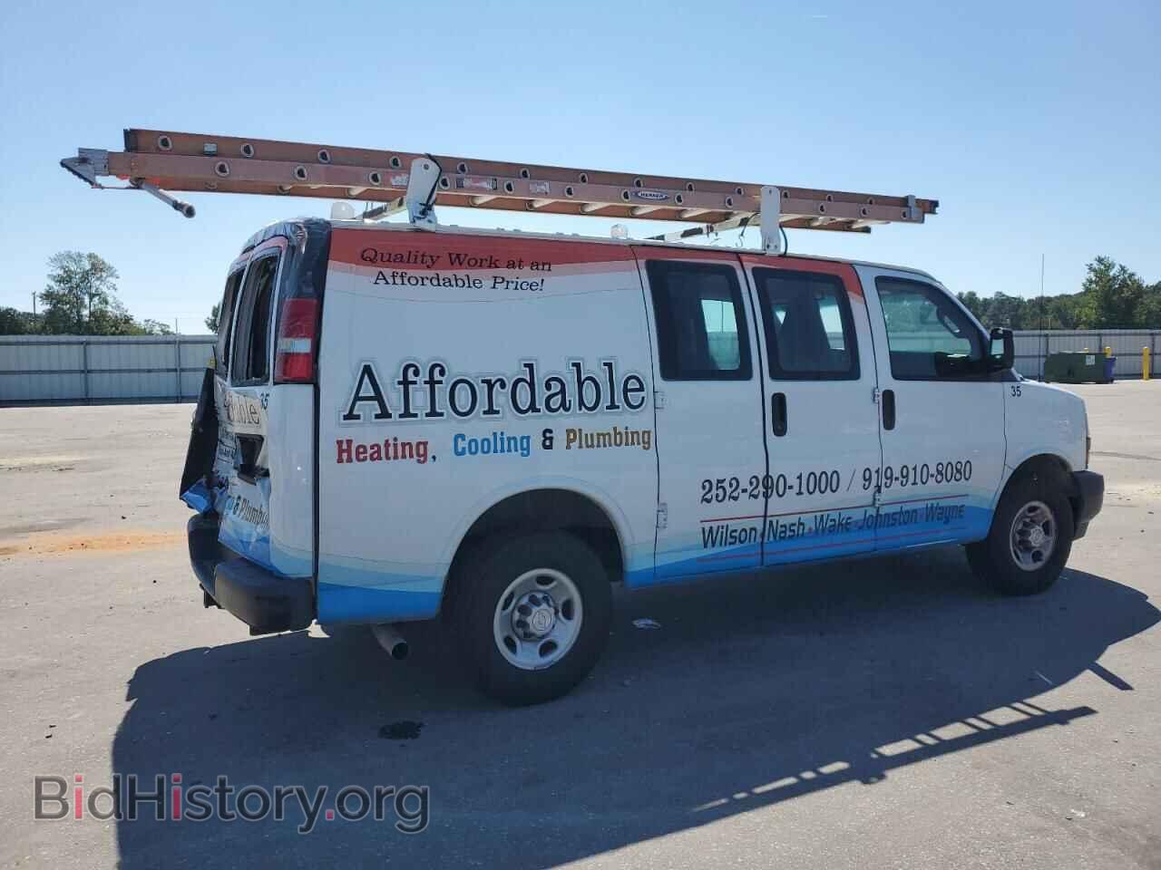 2019 CHEVROLET EXPRESS - VIN: 1GCWGAFG2K1240566 - Фото 3