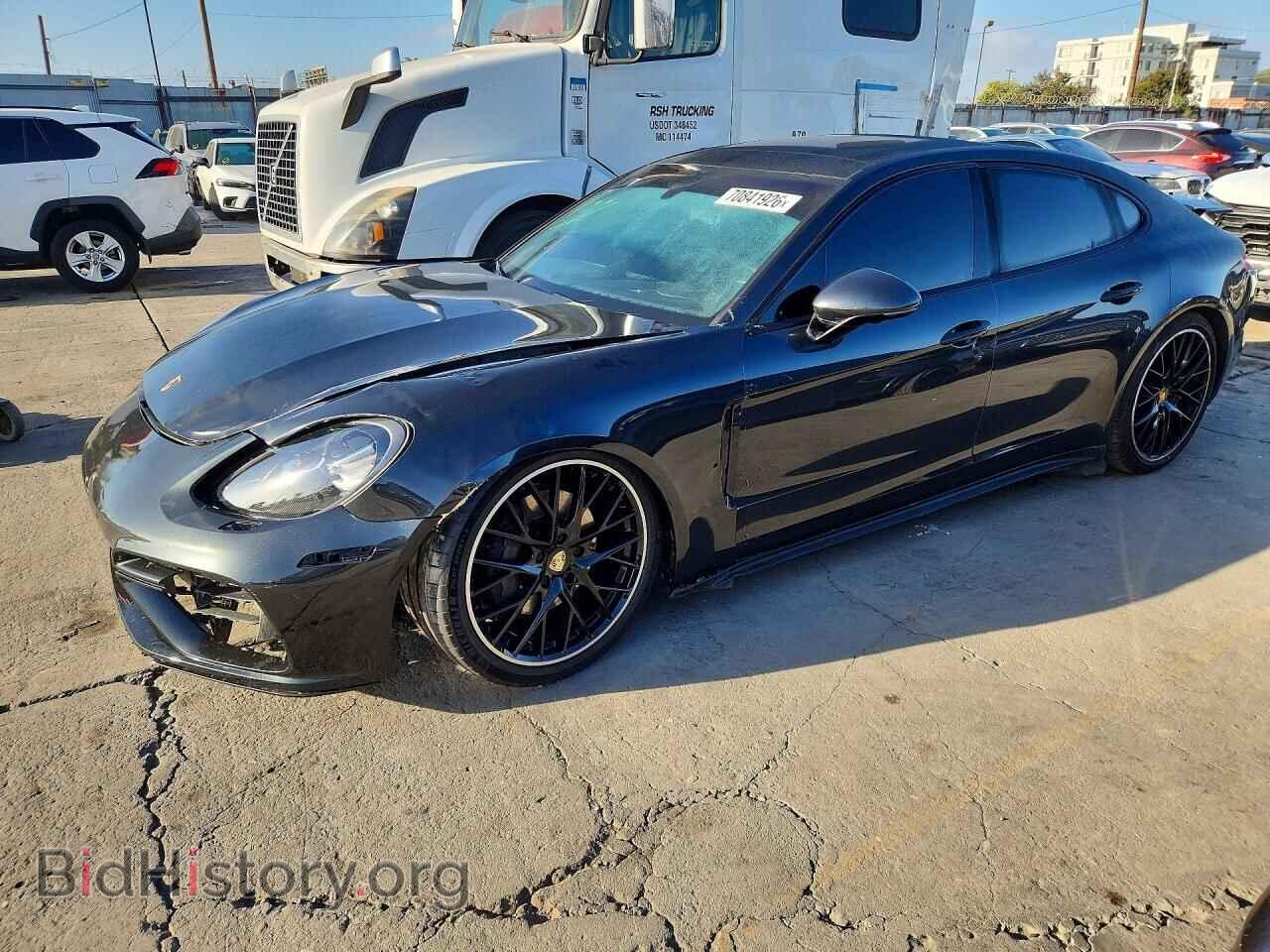 Photo WP0AB2A71HL122298 - PORSCHE PANAMERA 2017