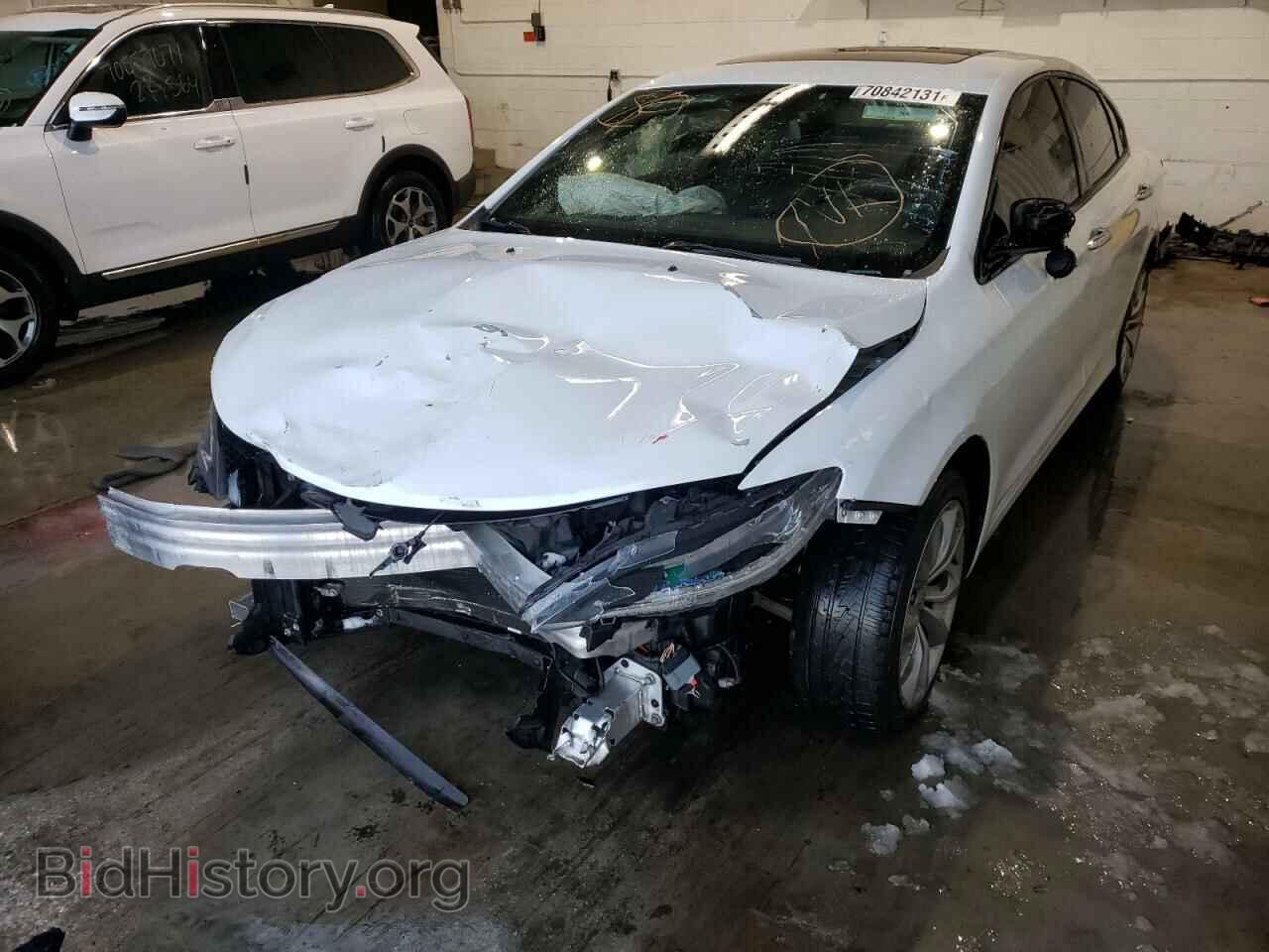 2016 CHRYSLER 200 - VIN: 1C3CCCDG5GN114736 - Фото 2