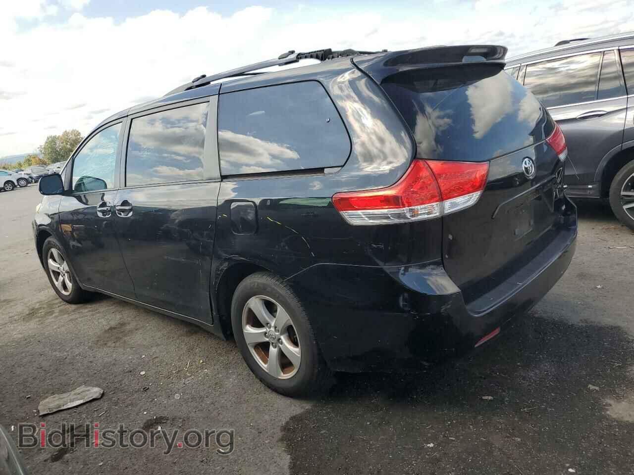 2012 TOYOTA All Models - VIN: 5TDKK3DC2CS178504 - Фото 2