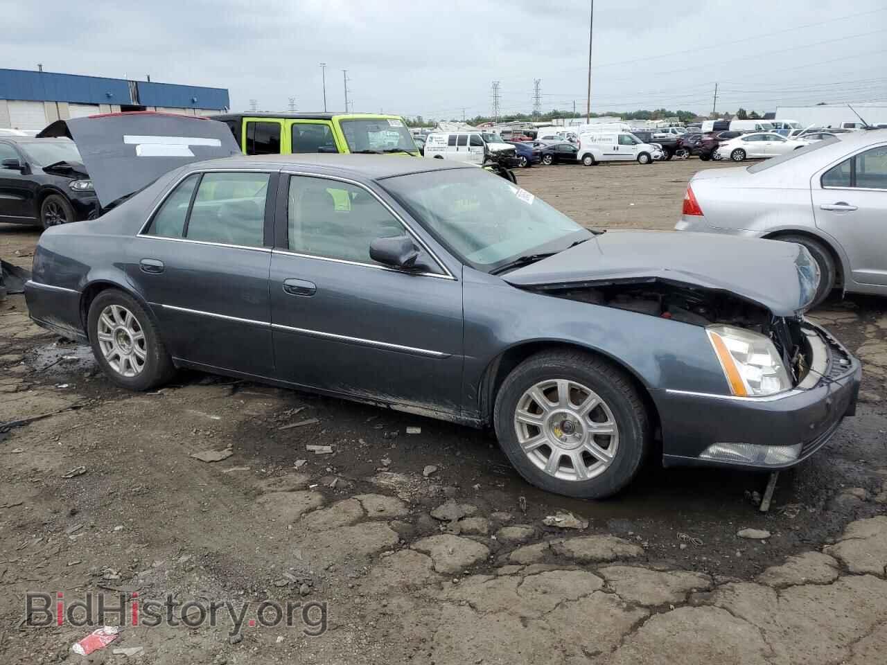2011 CADILLAC DTS - VIN: 1G6KA5E60BU102879 - Фото 4