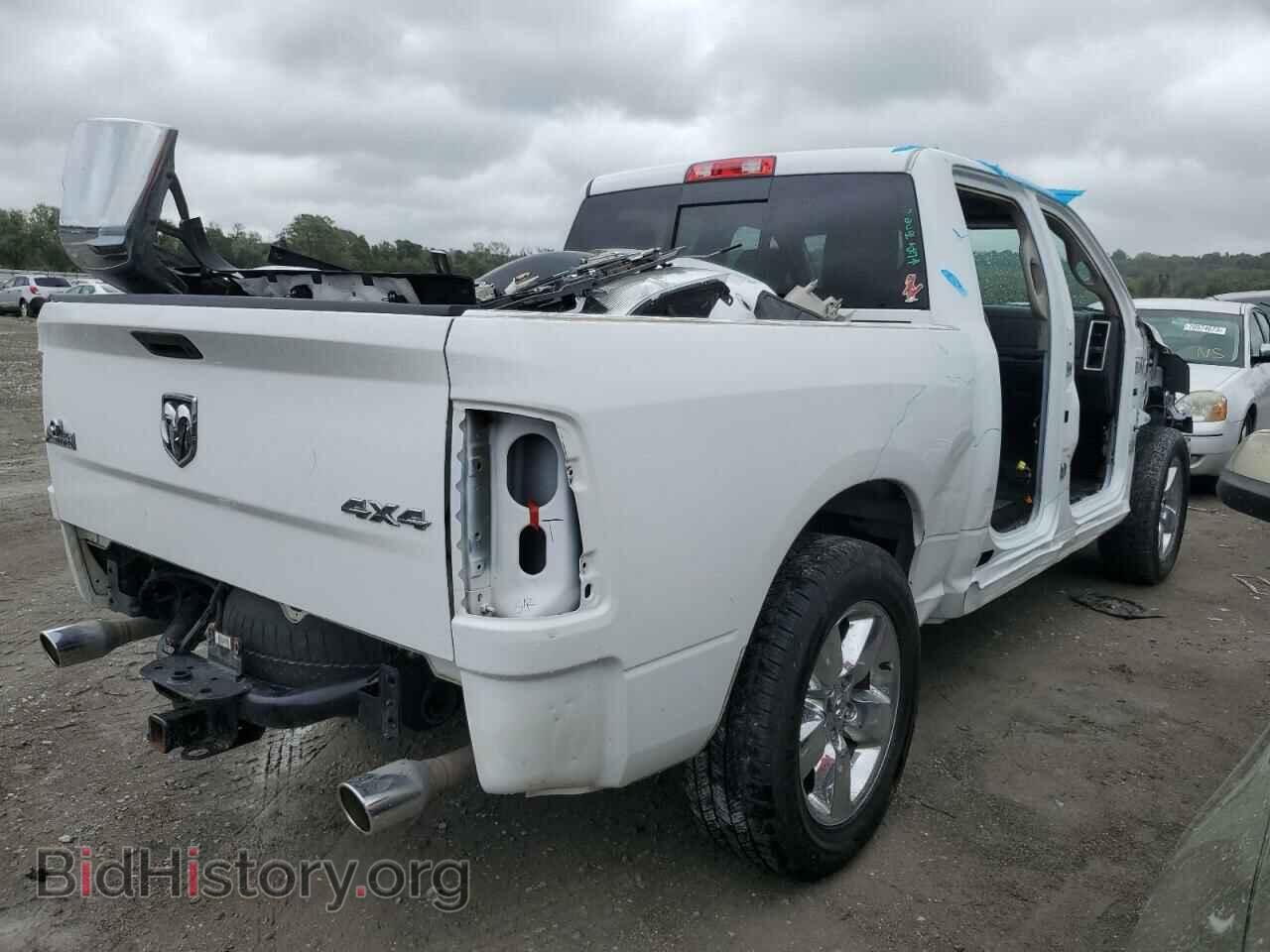 2015 RAM 1500 - VIN: 3C6RR7LT7FG680468 - Фото 3
