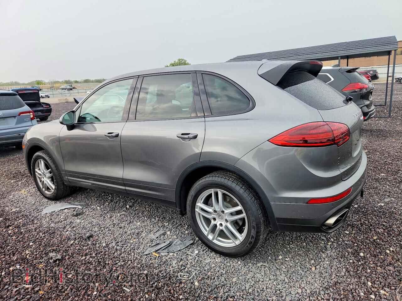 2018 PORSCHE CAYENNE - VIN: WP1AA2A25JKA06443 - Photo 2