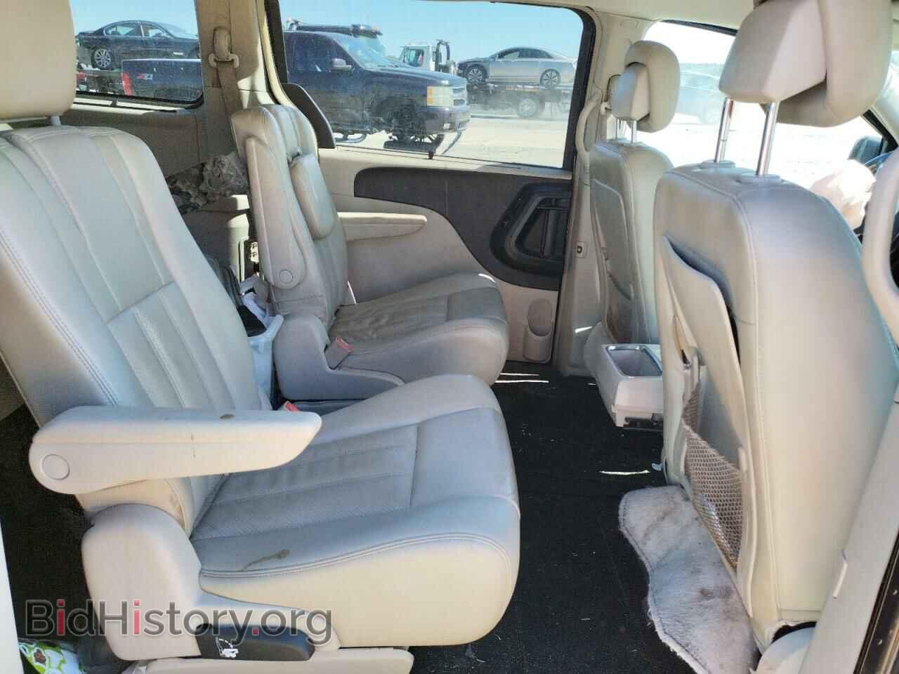 2011 CHRYSLER MINIVAN - VIN: 2A4RR8DG3BR610173 - Фото 10