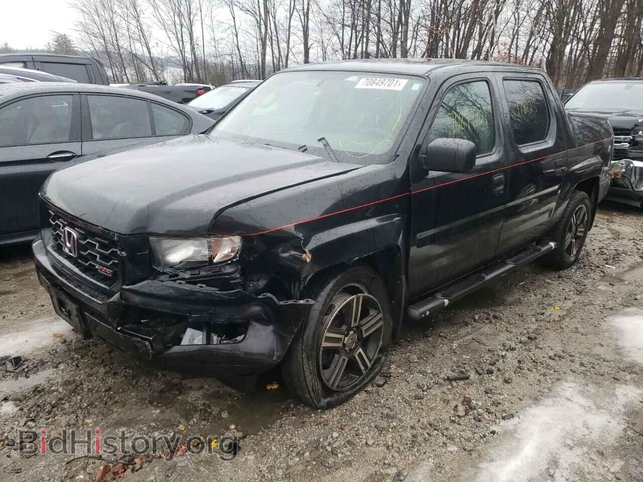 2013 HONDA RIDGELINE - VIN: 5FPYK1F73DB007465 - Фото 2