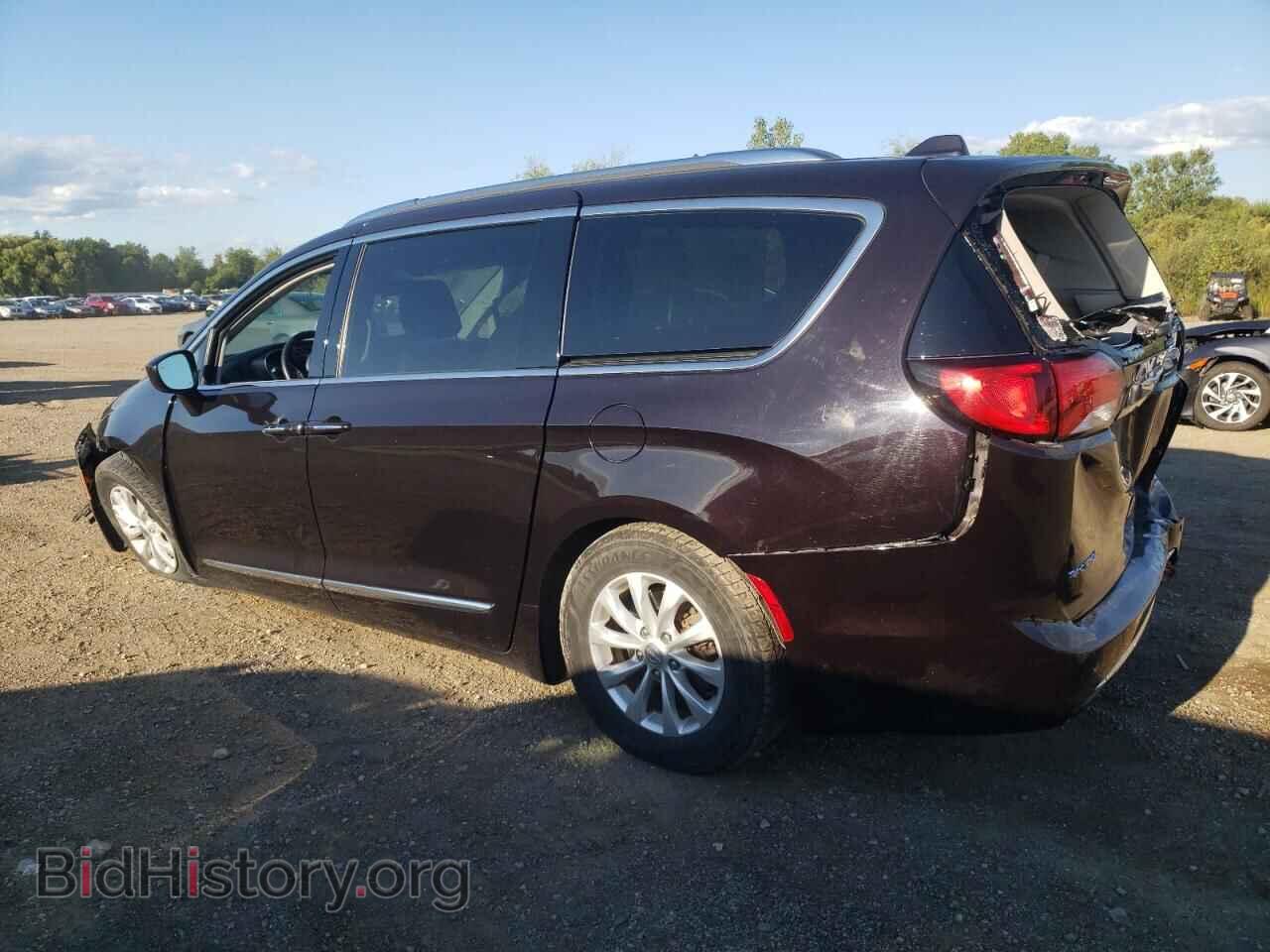 2019 CHRYSLER PACIFICA - VIN: 2C4RC1BG3KR732243 - Фото 2