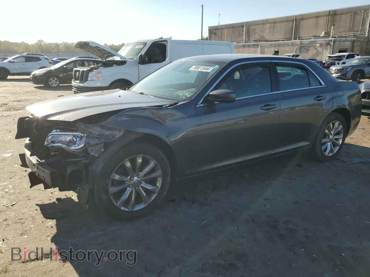 Фотография 2C3CCARG7GH136341 - CHRYSLER 300 2016