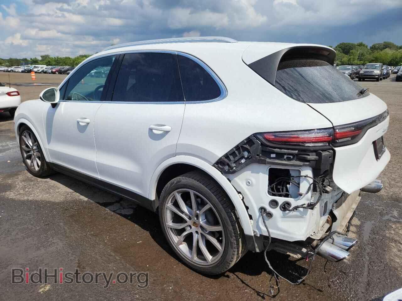 2019 PORSCHE CAYENNE - VIN: WP1AB2AY3KDA64932 - Photo 2