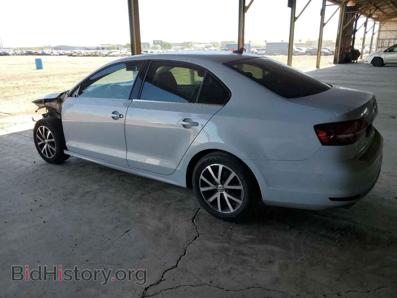 2017 VOLKSWAGEN JETTA - VIN: 3VWDB7AJ7HM273423 - Фото 2