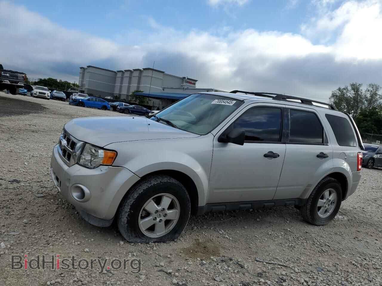 Фотография 1FMCU0C78BKC60109 - FORD ESCAPE 2011