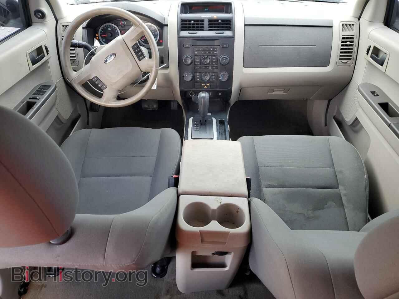 2011 FORD ESCAPE - VIN: 1FMCU0C78BKC60109 - Фото 8