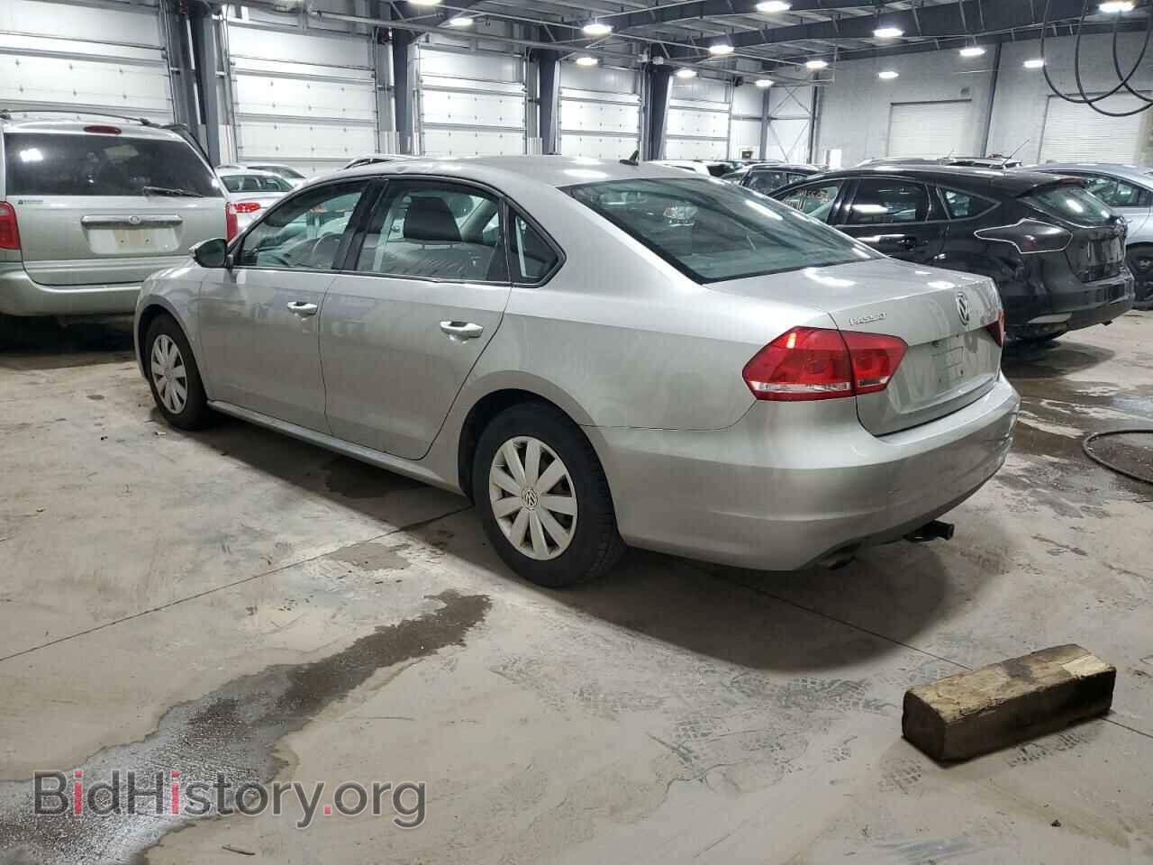 2012 VOLKSWAGEN PASSAT - VIN: 1VWAP7A30CC044906 - Фото 2