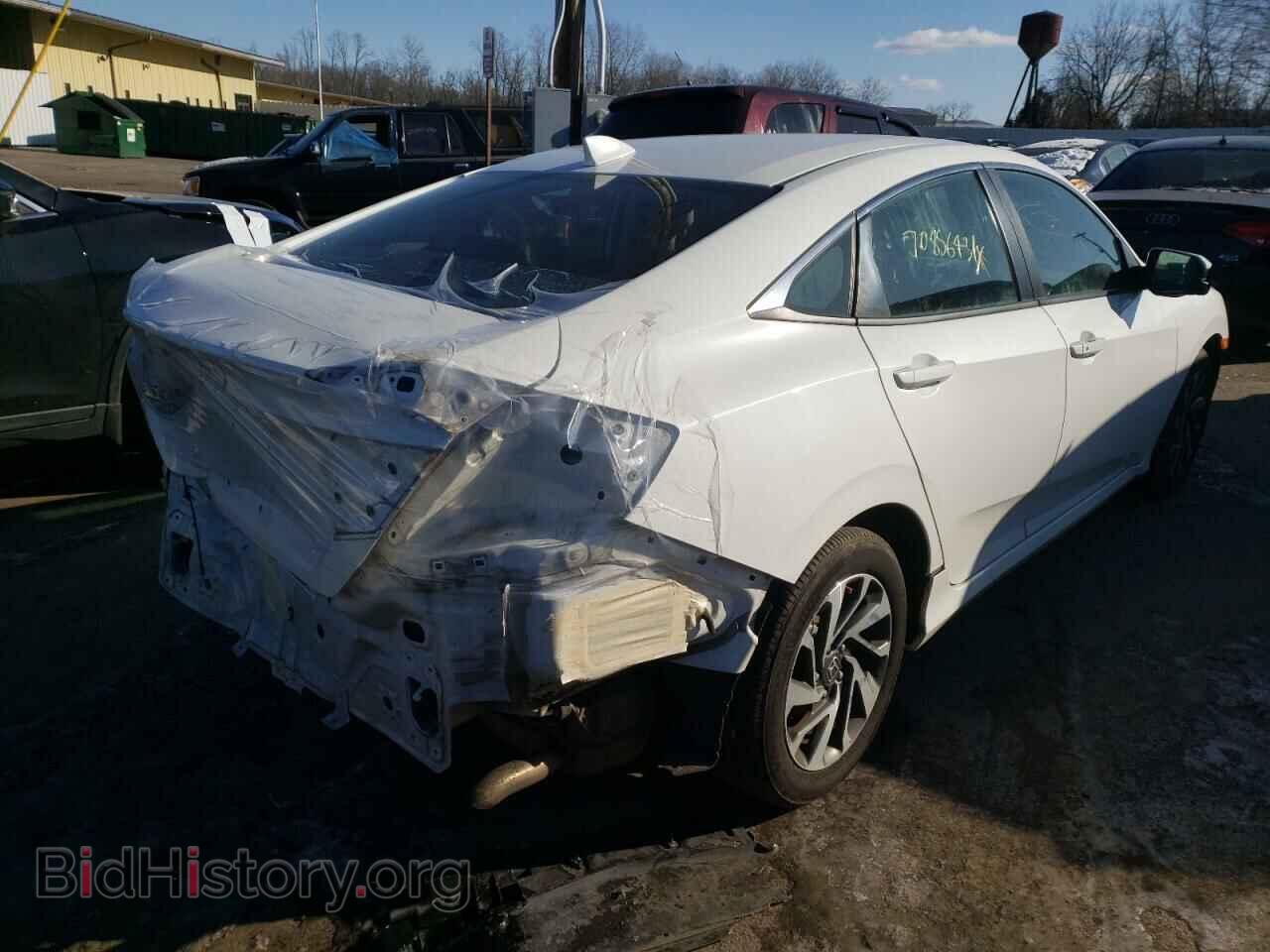 2017 HONDA CIVIC - VIN: 2HGFC2F73HH512068 - Фото 4