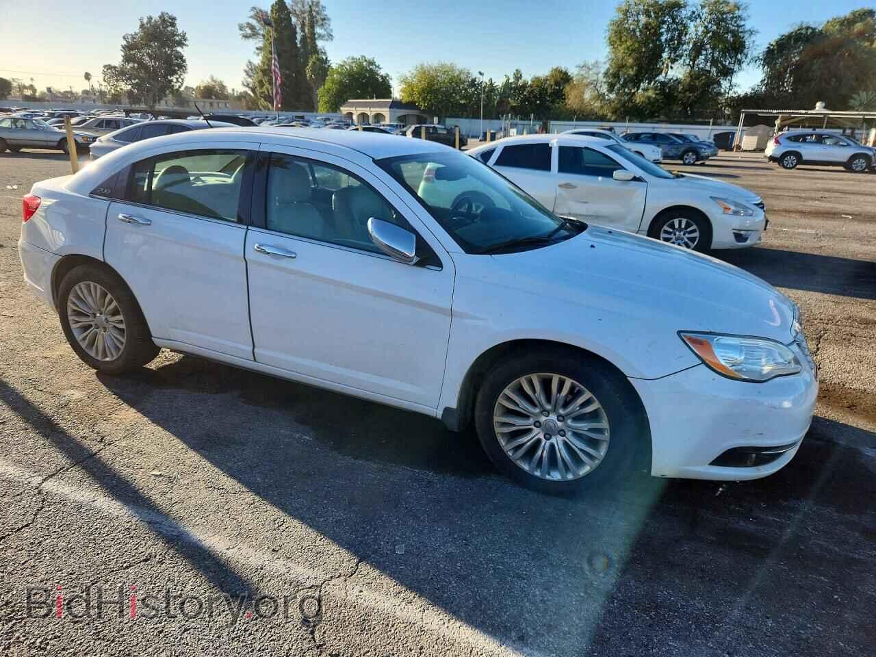 2013 CHRYSLER 200 - VIN: 1C3CCBCG6DN679570 - Photo 4