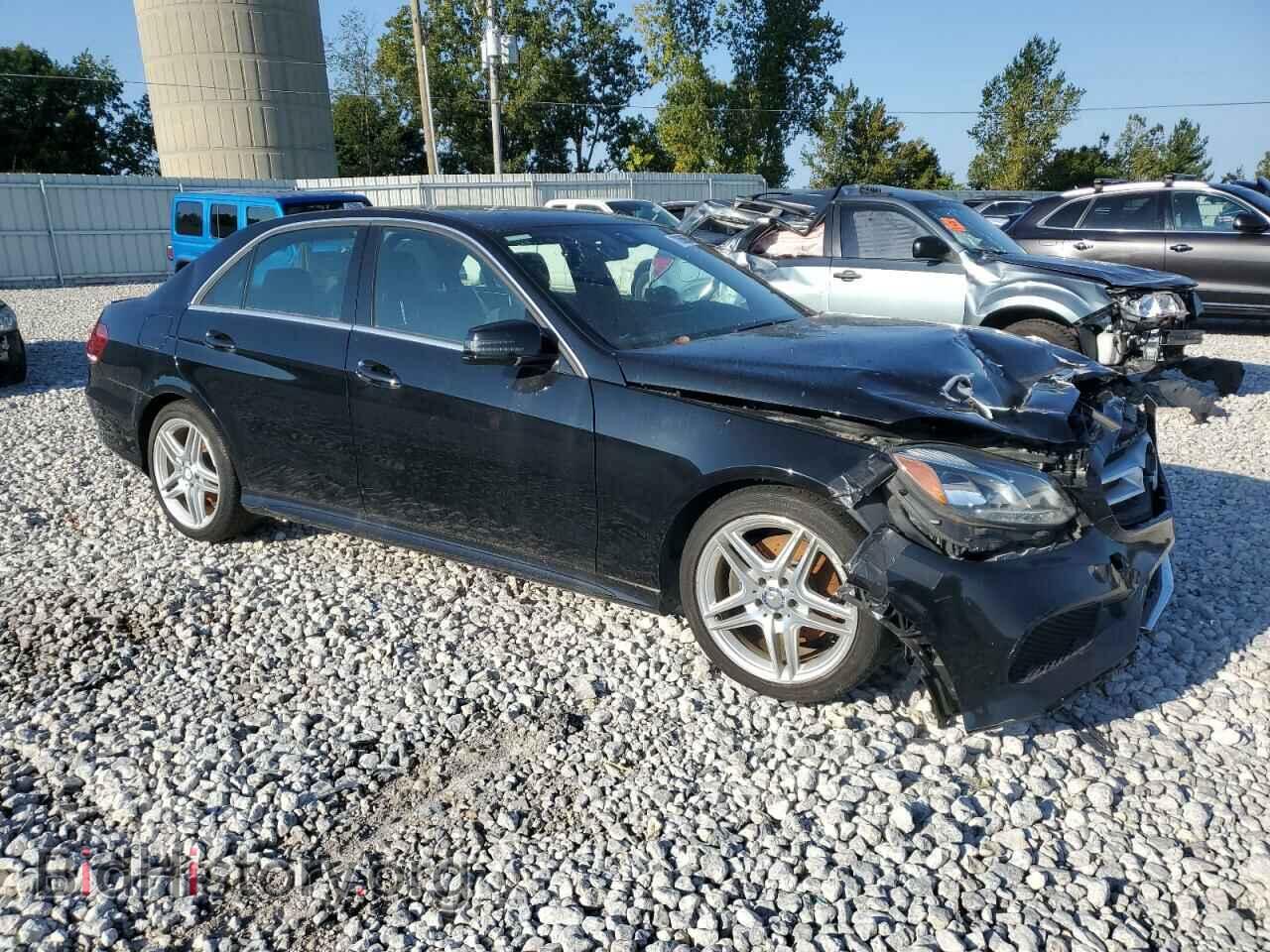 2014 MERCEDES-BENZ E-CLASS - VIN: WDDHF8JB4EA841875 - Фото 4