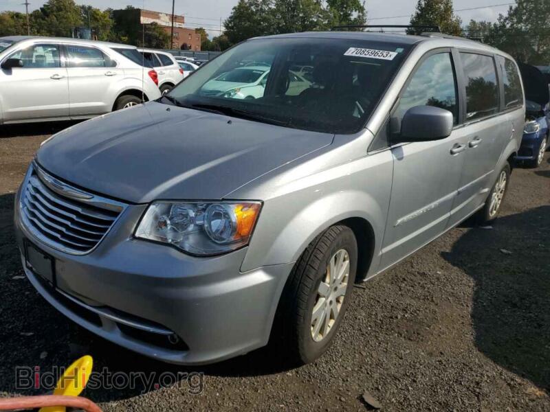 2015 Chrysler MINIVAN Town & COU (VIN 2C4RC1BG7FR716164) — фото 1 из 13, Copart, повреждение: задняя часть