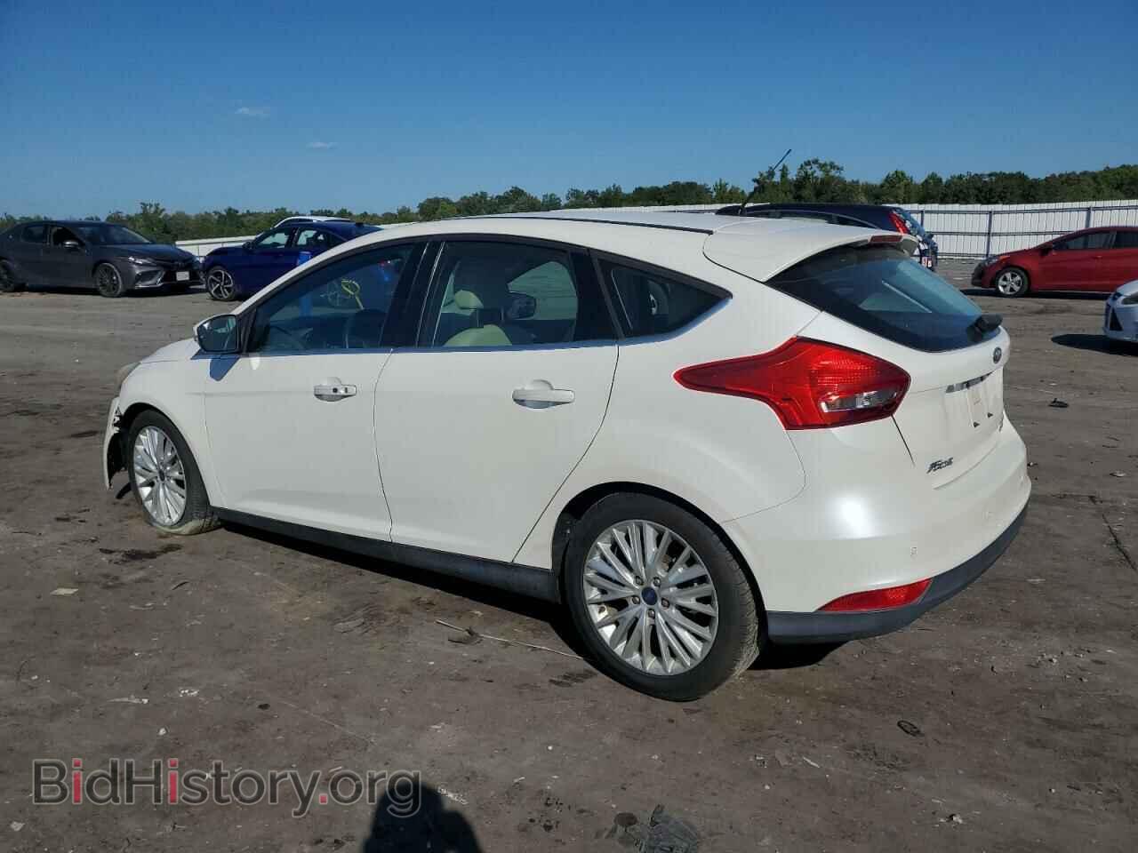 2016 FORD FOCUS - VIN: 1FADP3N23GL295389 - Фото 2