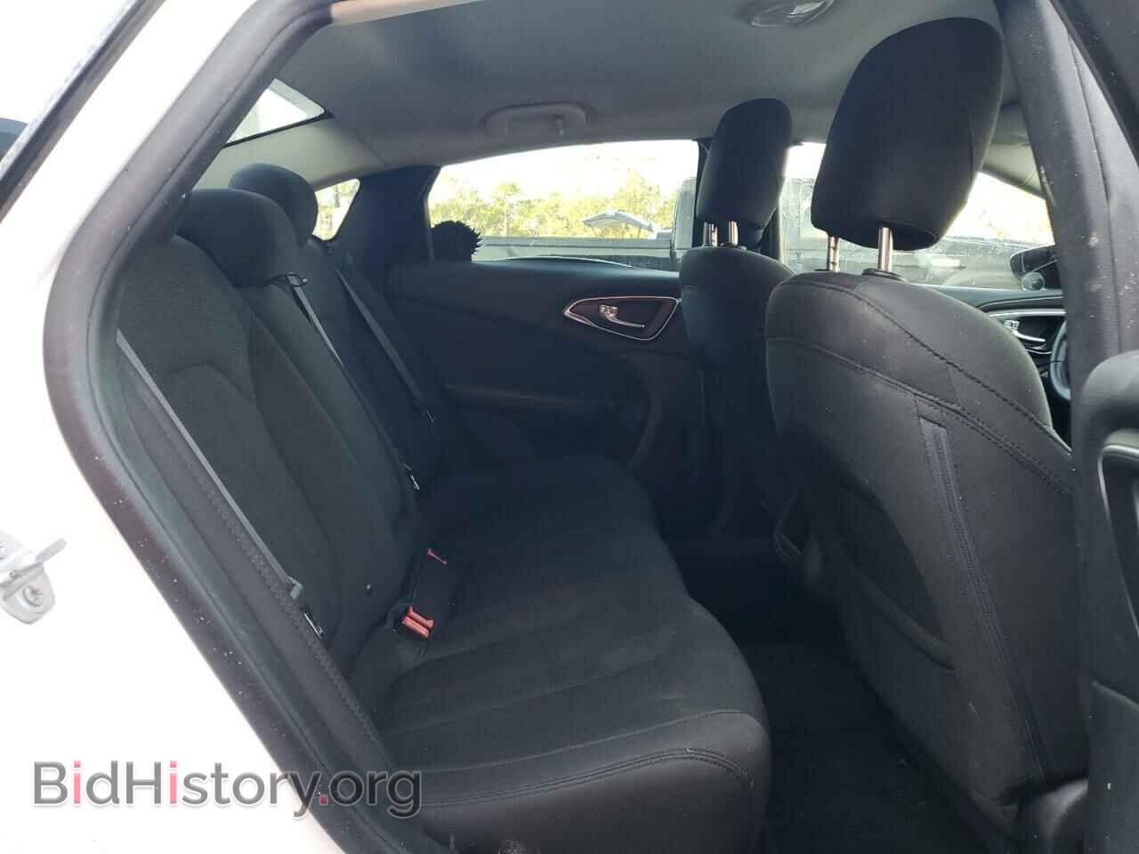 2016 CHRYSLER 200 - VIN: 1C3CCCAB6GN126905 - Фото 10