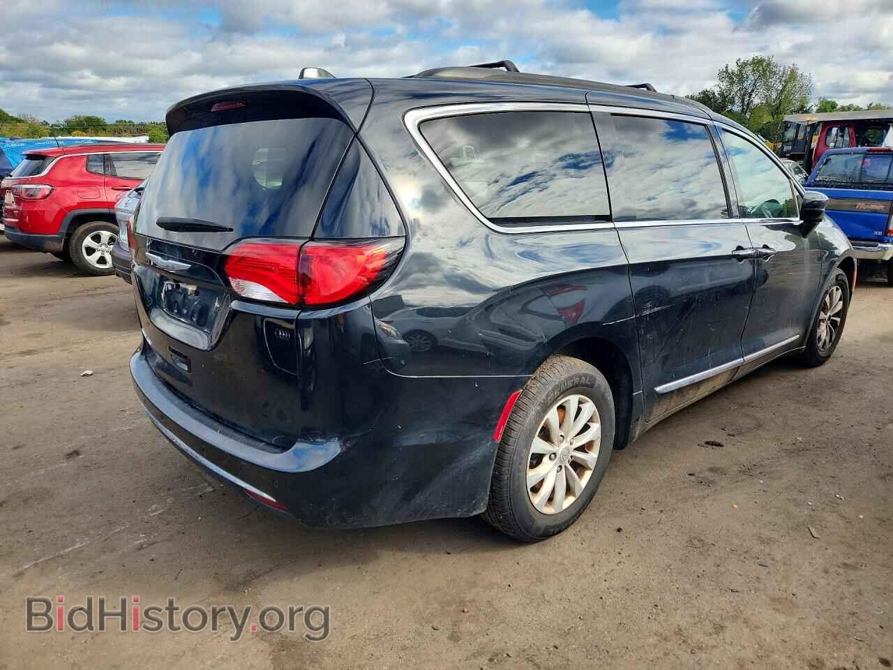 2017 CHRYSLER PACIFICA - VIN: 2C4RC1BG8HR705211 - Photo 3