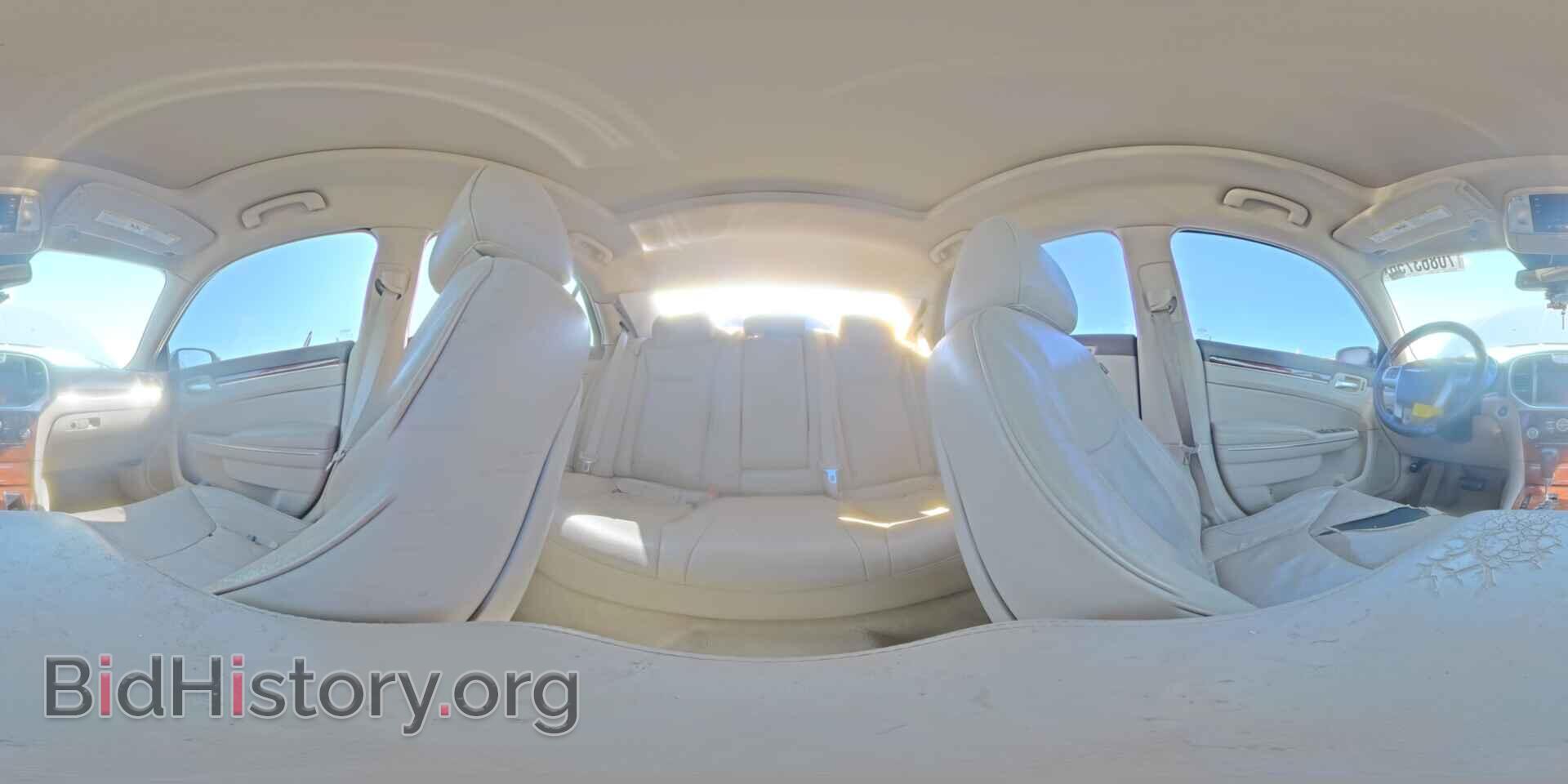2011 CHRYSLER 300 - VIN: 2C3CA5CG2BH547595 - Фото 14