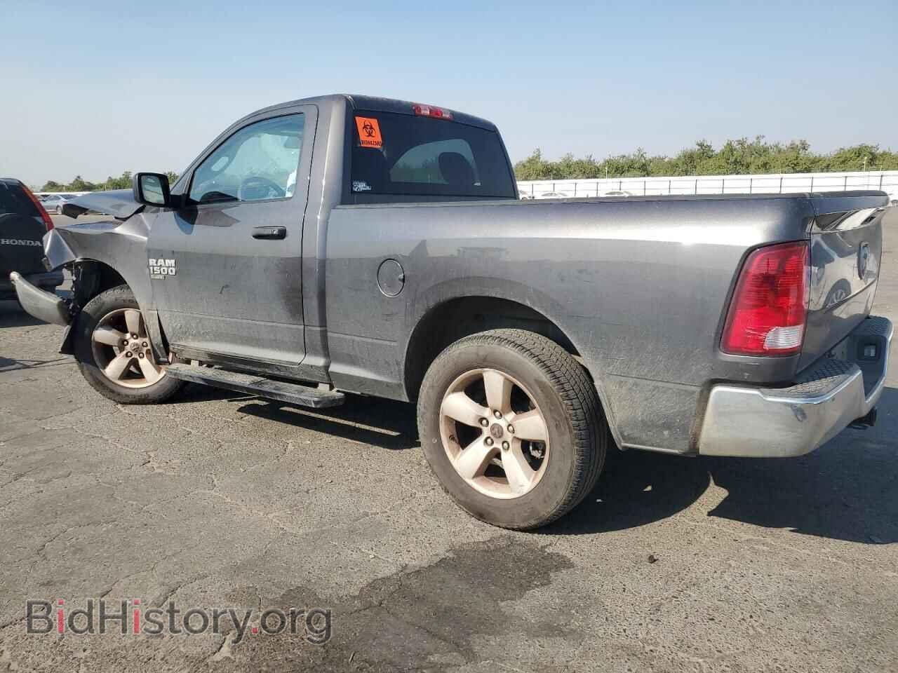 2020 RAM 1500 - VIN: 3C6JR6AG9LG175590 - Фото 2