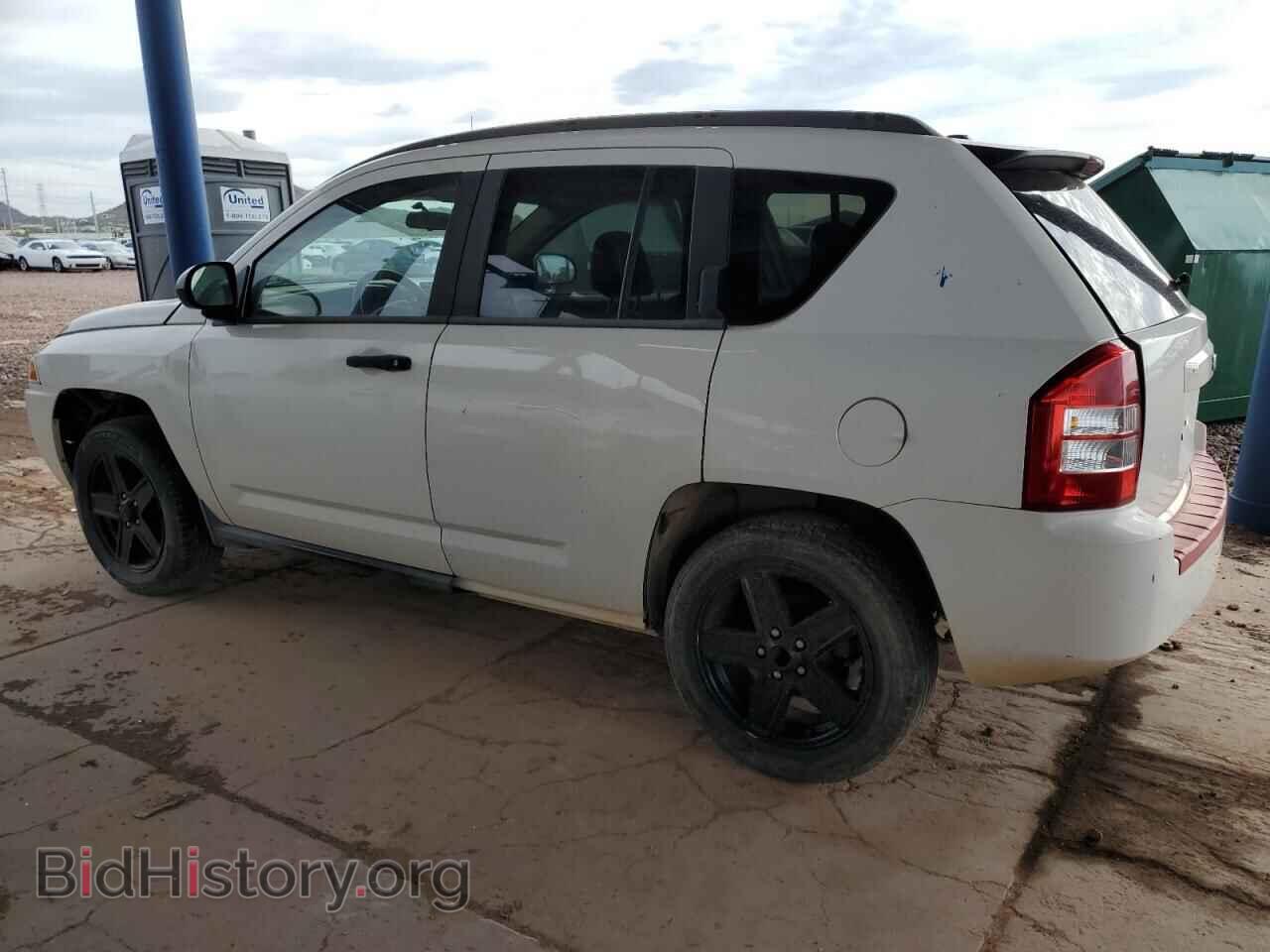 2007 JEEP COMPASS - VIN: 1J8FT47W37D145824 - Фото 2