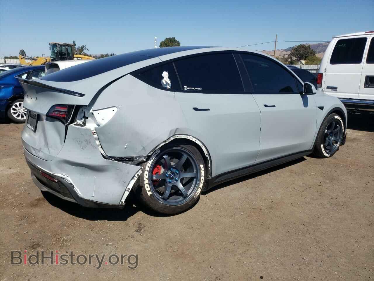 2022 TESLA MODEL Y - VIN: 7SAYGDEE2NF345407 - Фото 3