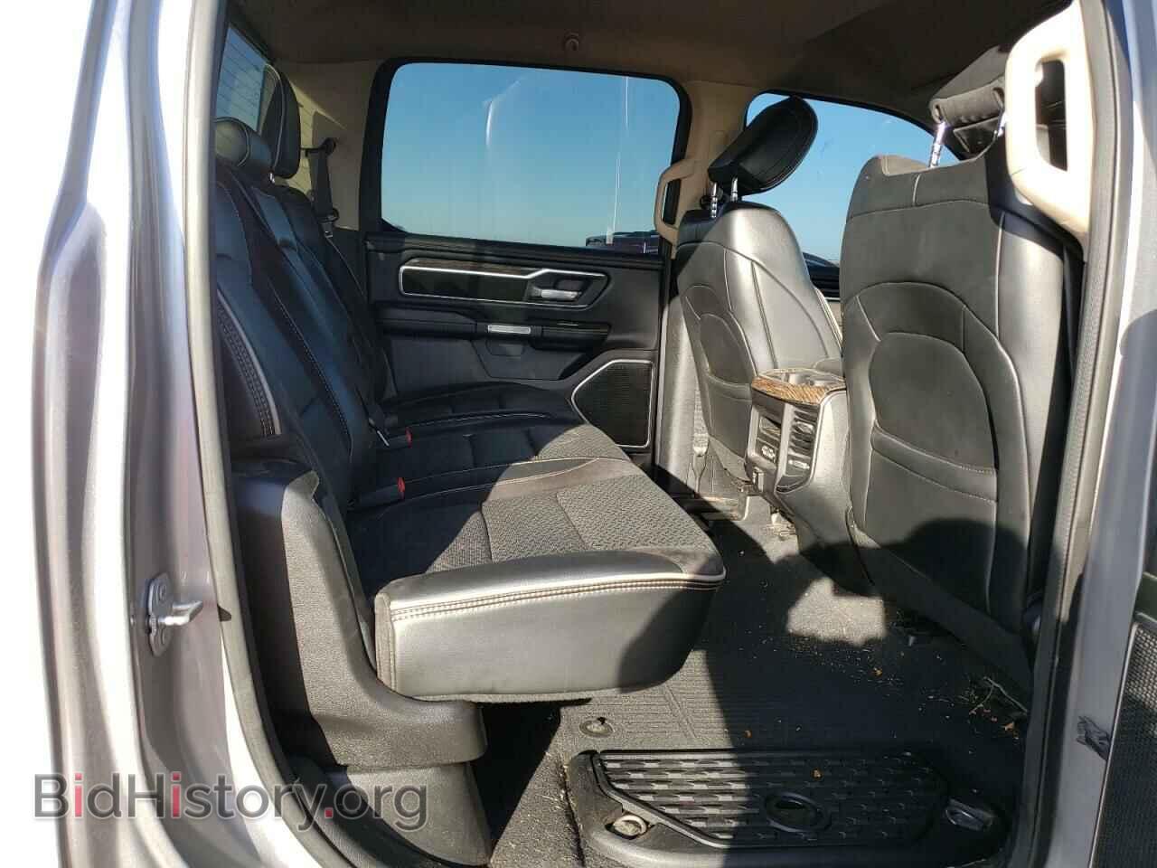 2019 RAM 1500 - VIN: 1C6SRFJT2KN592072 - Фото 10