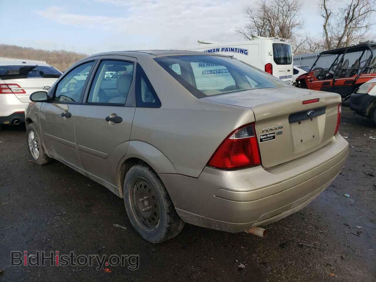 2007 FORD FOCUS - VIN: 1FAFP34N07W270792 - Фото 3