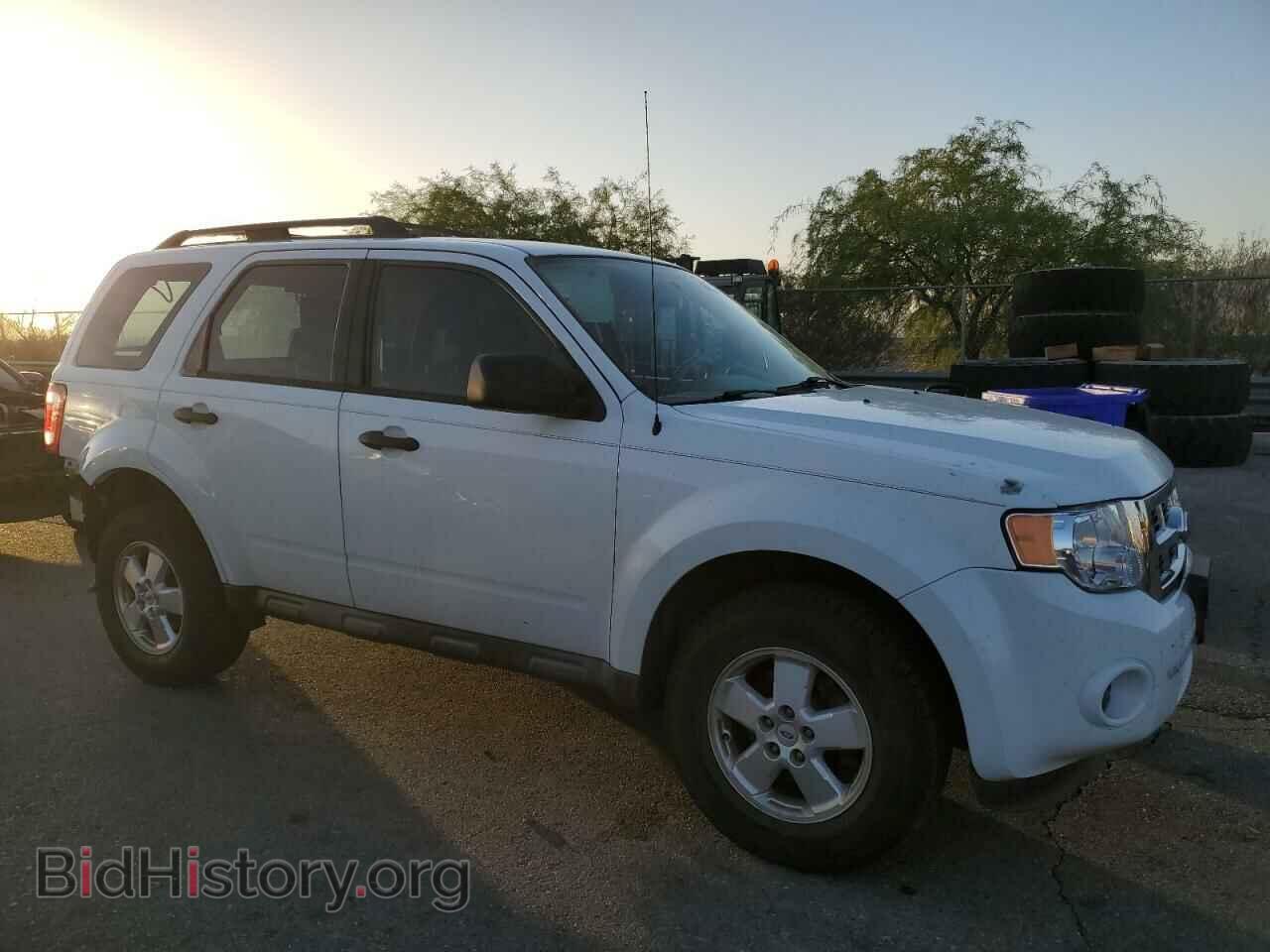 2011 FORD ESCAPE - VIN: 1FMCU0C72BKC65502 - Фото 4