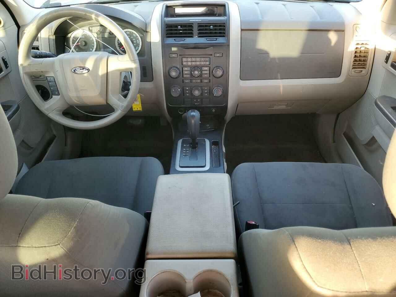 2011 FORD ESCAPE - VIN: 1FMCU0C72BKC65502 - Фото 8