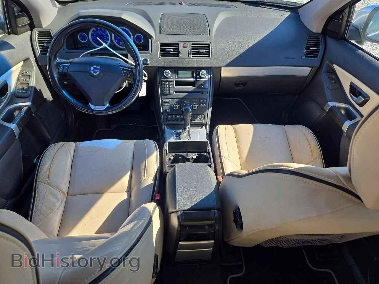 2013 VOLVO XC90 - VIN: YV4952CF7D1655824 - Фото 8
