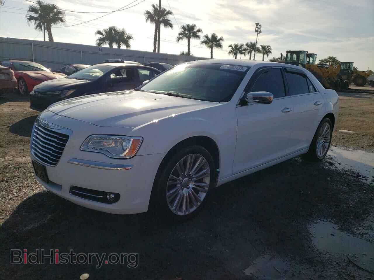 Photo 2C3CA5CG5BH564729 - CHRYSLER 300 2011
