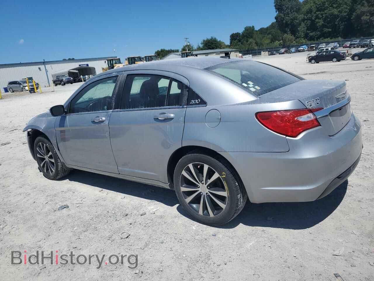 2013 CHRYSLER 200 - VIN: 1C3CCBBB7DN597966 - Photo 2