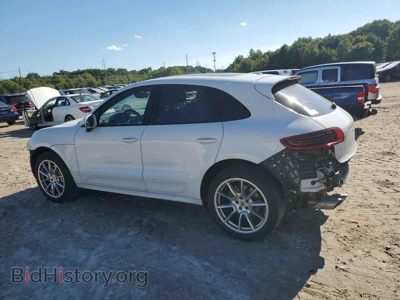 2017 PORSCHE MACAN - VIN: WP1AB2A54HLB21157 - Photo 2