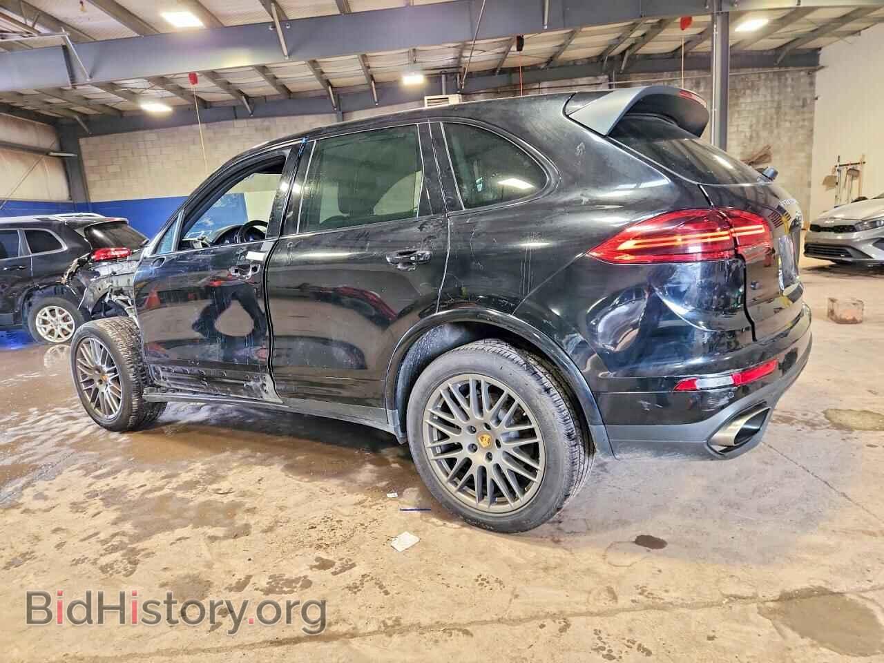2018 PORSCHE CAYENNE - VIN: WP1AA2A24JKA00911 - Фото 2
