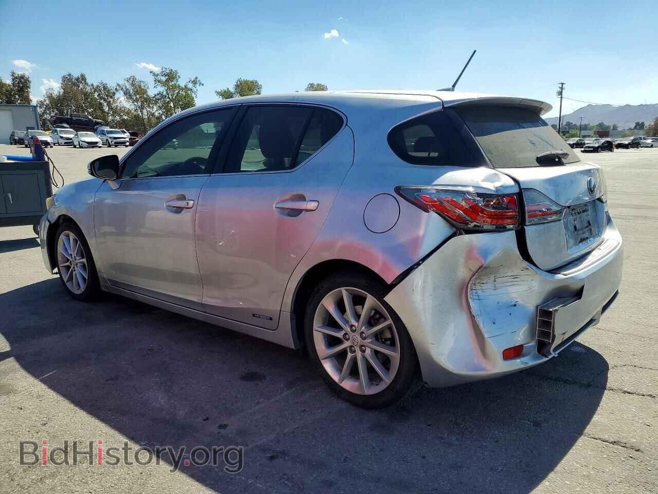 2013 LEXUS CT 200 - VIN: JTHKD5BH1D2165304 - Photo 2