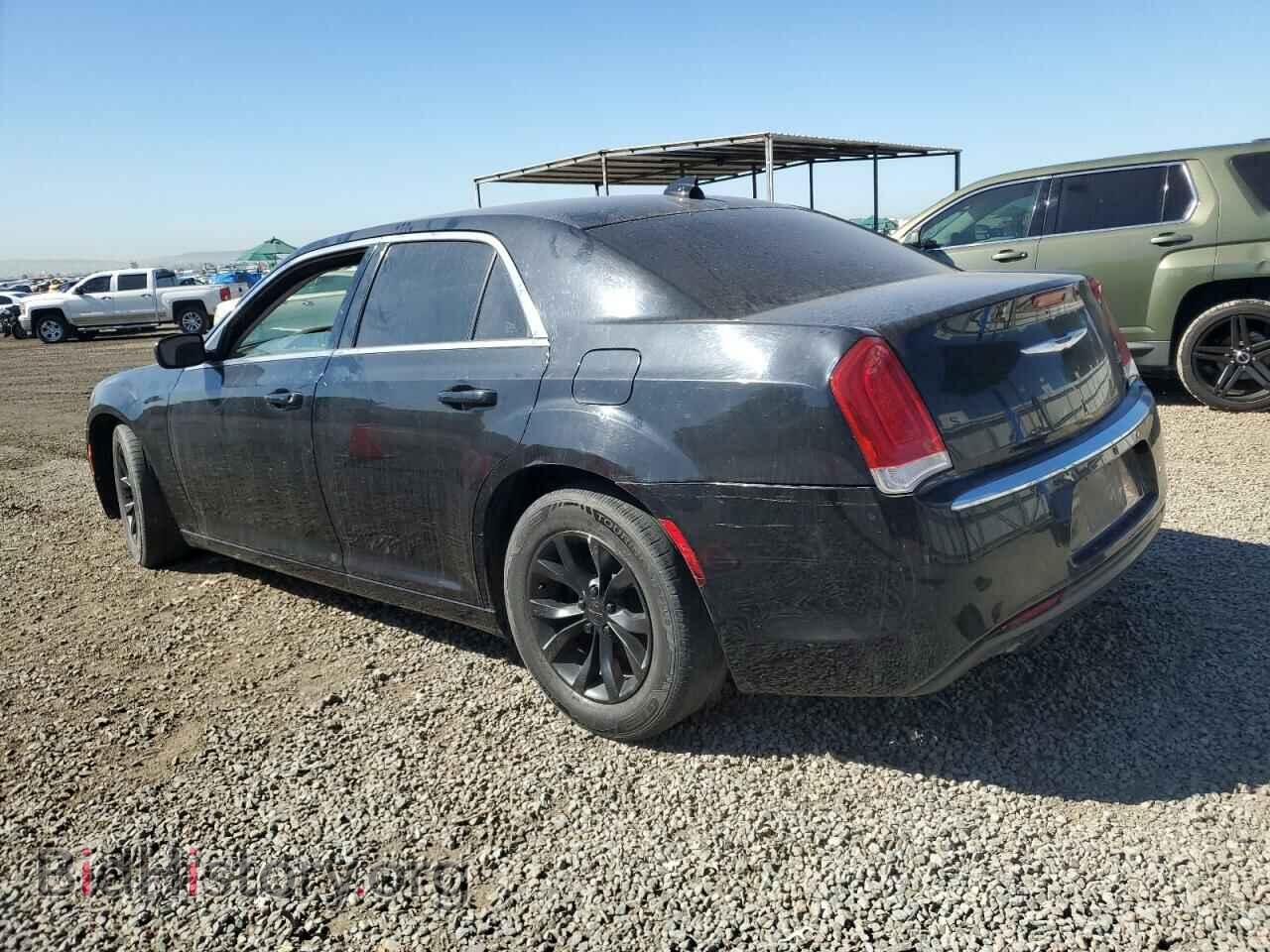 2016 CHRYSLER 300 - VIN: 2C3CCAAG1GH216827 - Фото 2