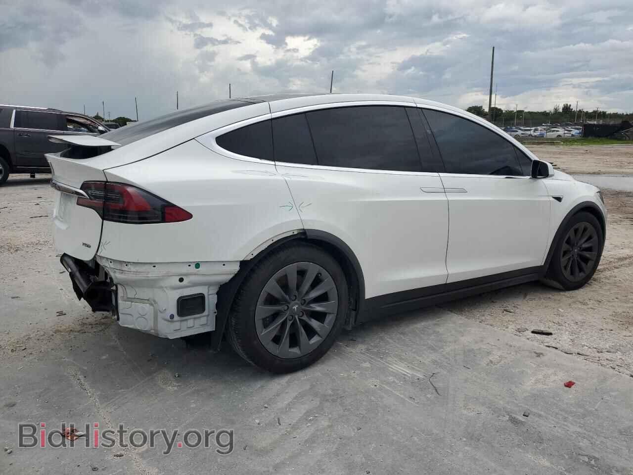 2018 TESLA MODEL X - VIN: 5YJXCDE29JF087147 - Фото 3